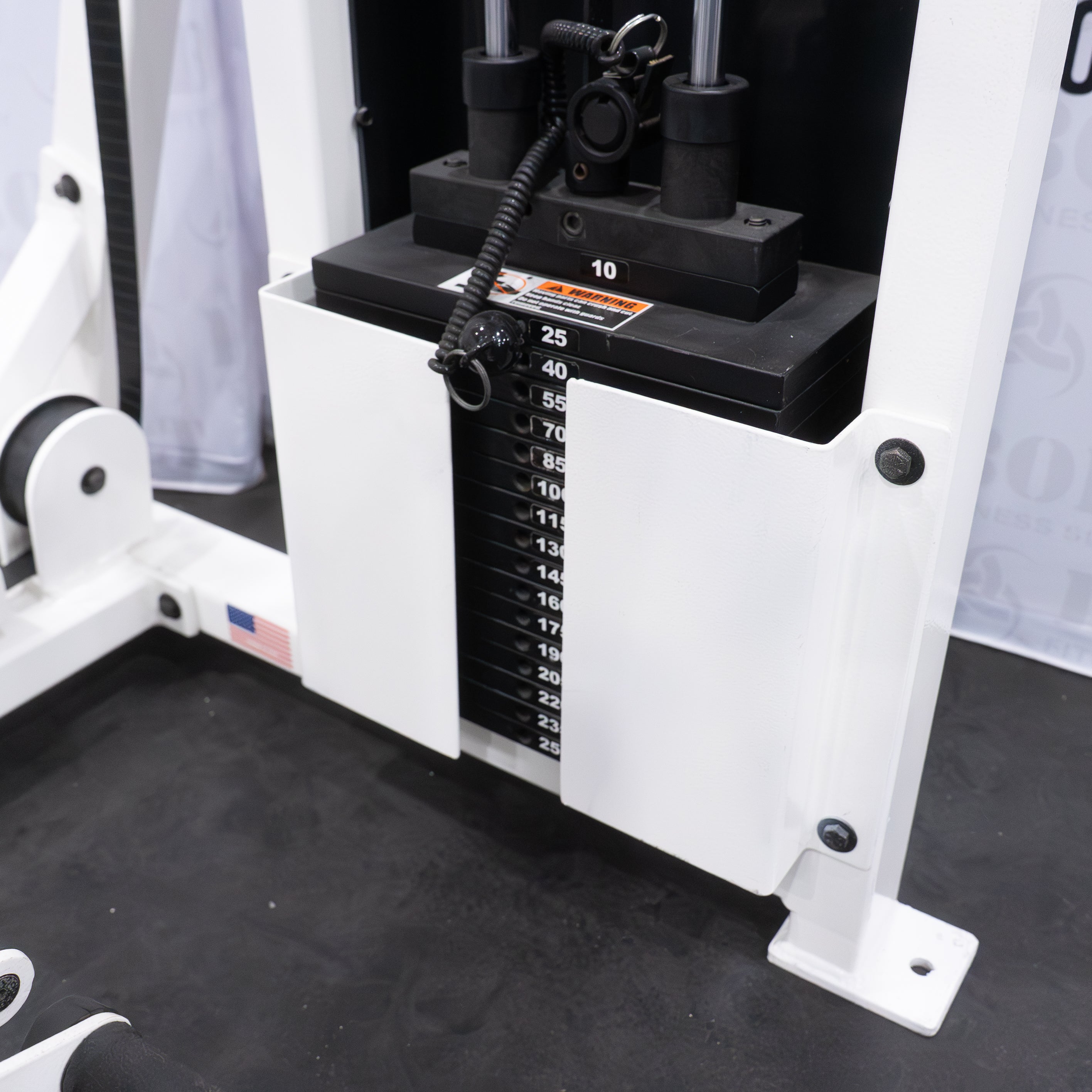 Body Masters | CX 115 Abductor | none