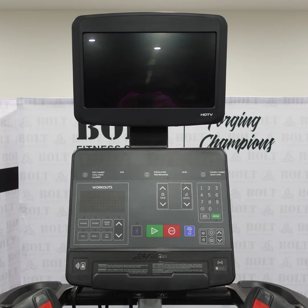LifeFitness | 95P with HDTV | Stepmill |PMH1D1702